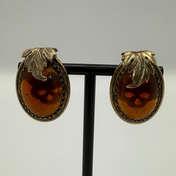 Fashion Leaf Synthetic Amber Stone Clip-On Earrings - Picture 3 of 5